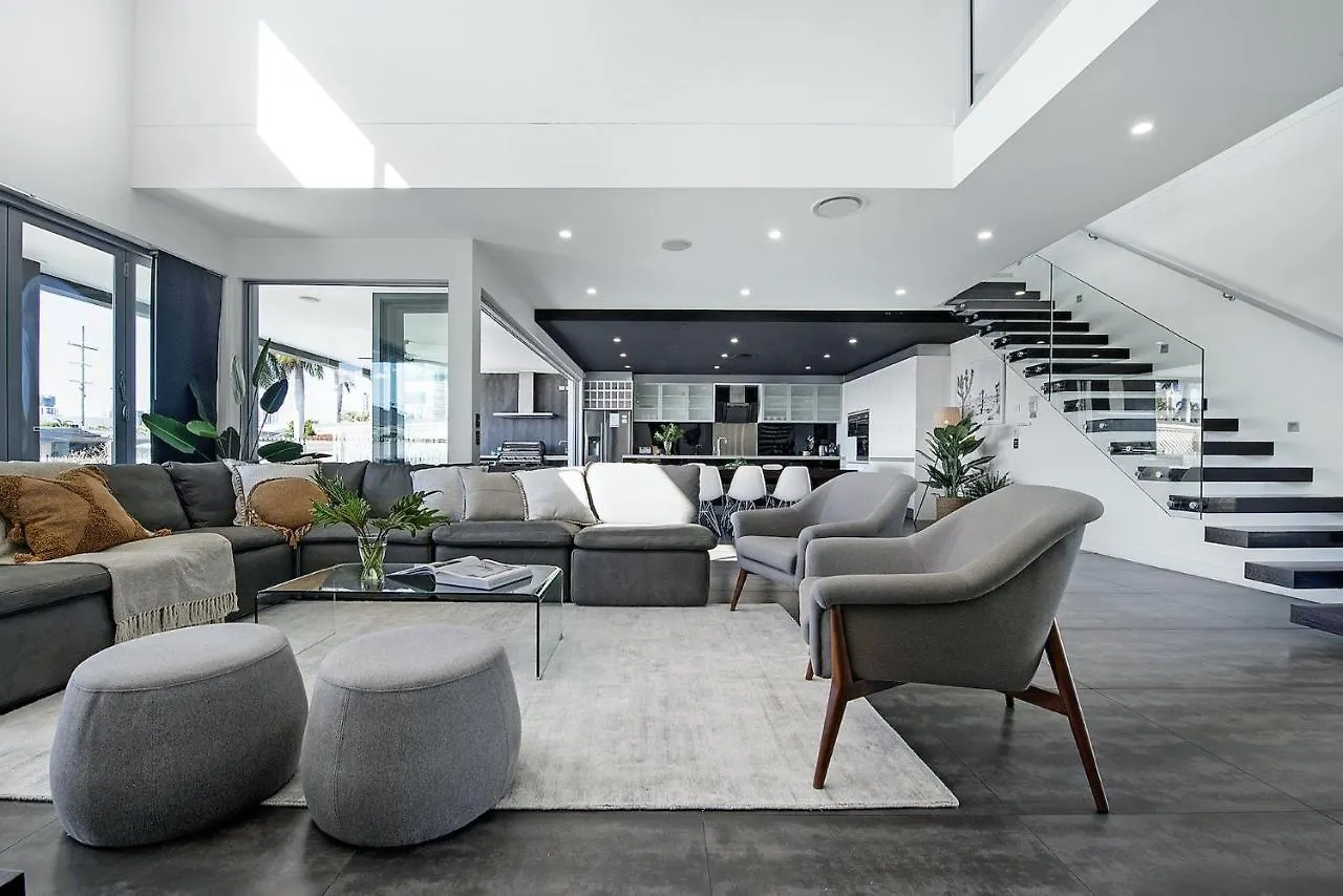 Luxico The Grand Villa Gold Coast Holiday home
