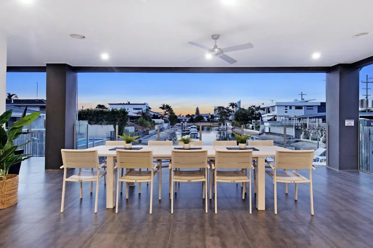 Luxico The Grand Villa Gold Coast